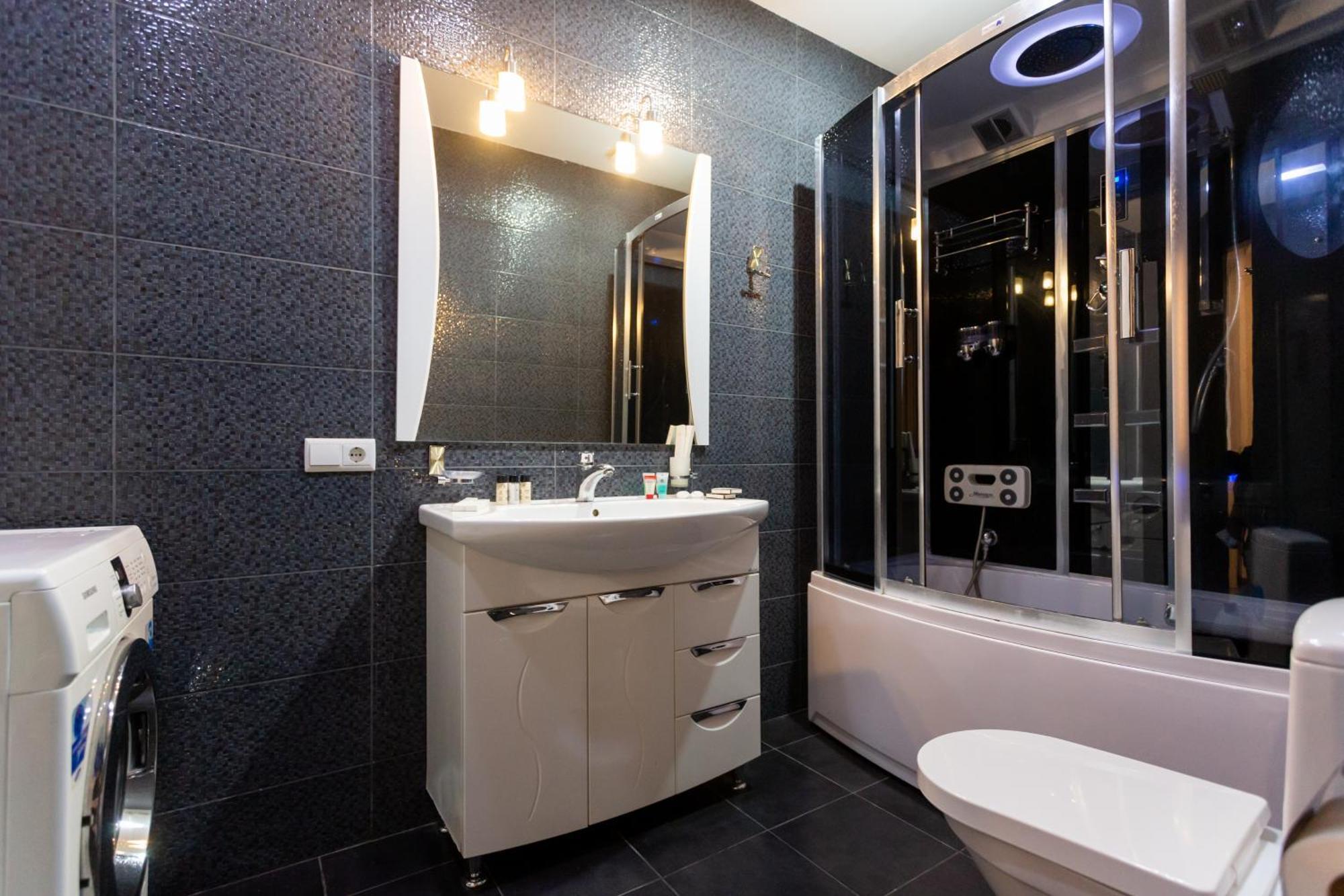 Two Bedroom Apartment In The City Center Tbilisi Exterior foto